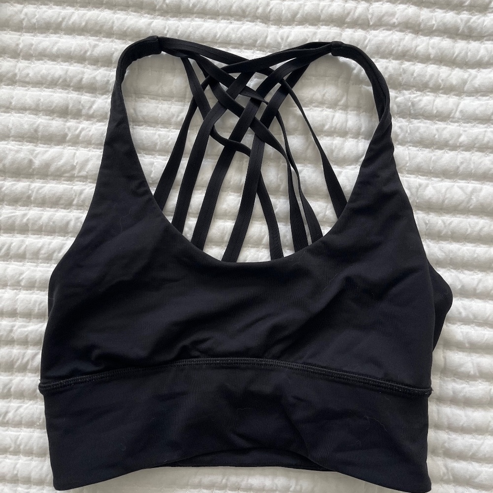 Lululemon sports bra